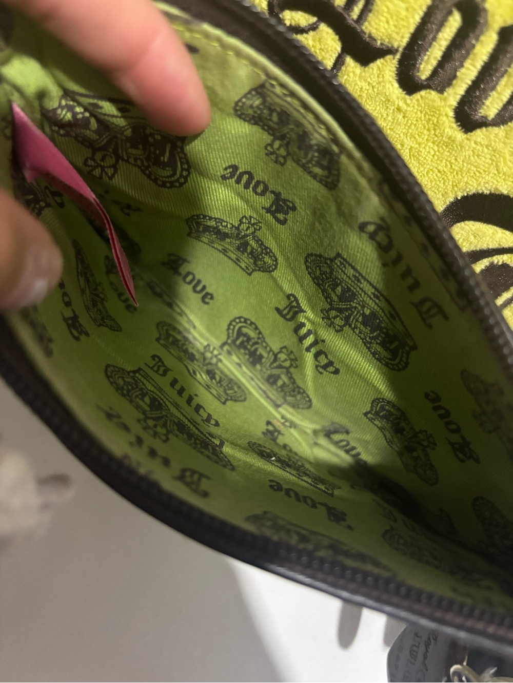 Isle DeJuicy palm tree bowler bag and pouch - Picture 4 of 6
